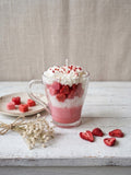 bougie gourmande avec coeurs et chantilly 